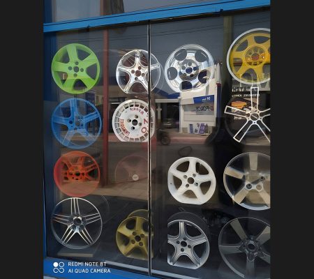 Επαγγελματική βαφή ζαντών με ανθεκτικά υλικά και άριστο φινίρισμα.